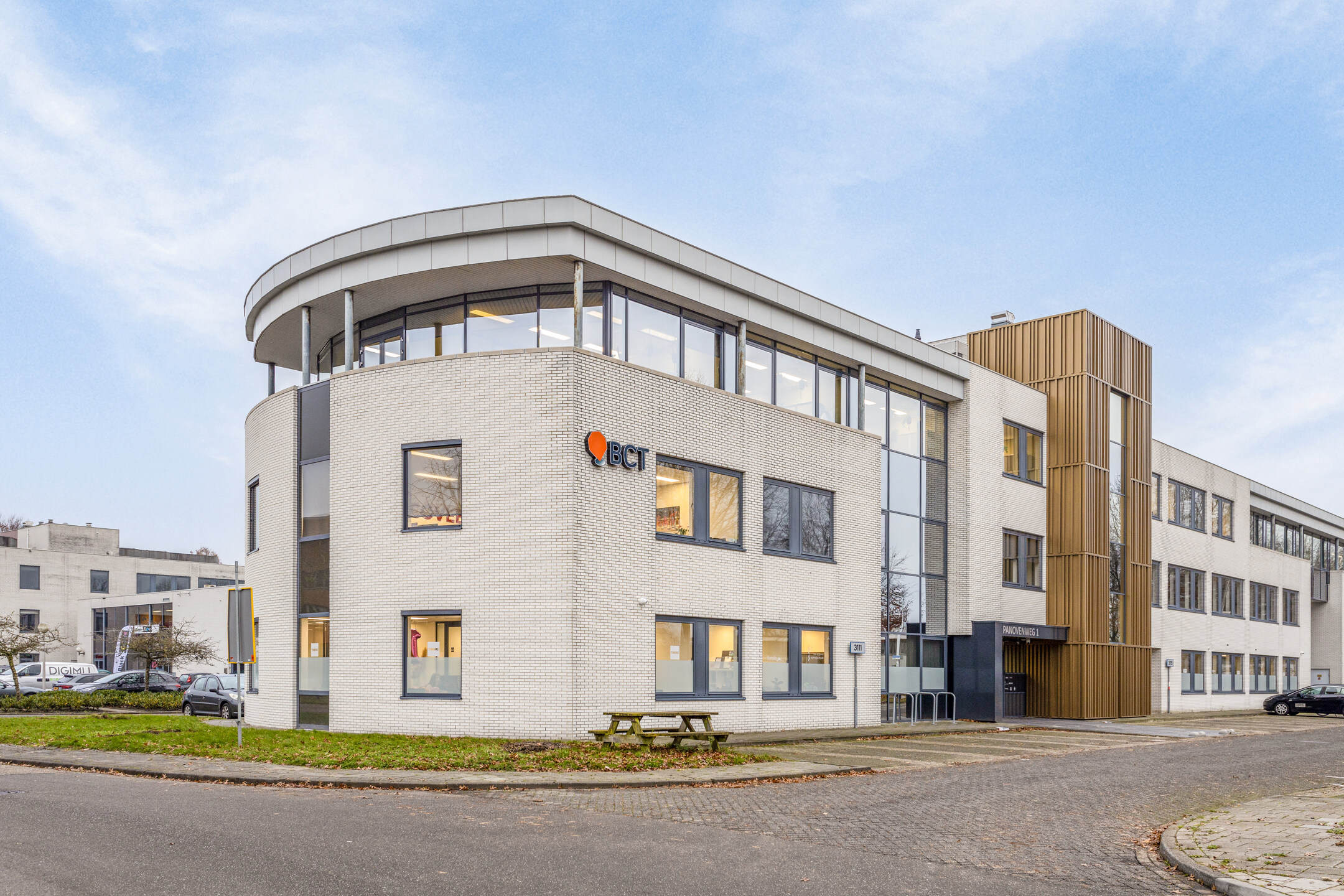 Van <strong>strategie</strong> naar <strong>online groei.</strong>